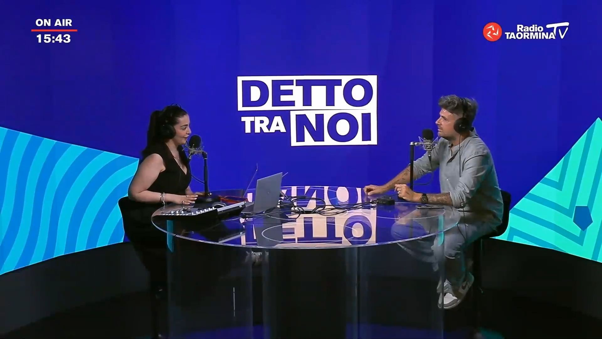 INTERVISTA A Detto tra noi il comico Denny Napoli racconta la sua Messina tra ironia, tradizioni ed orgoglio siciliano