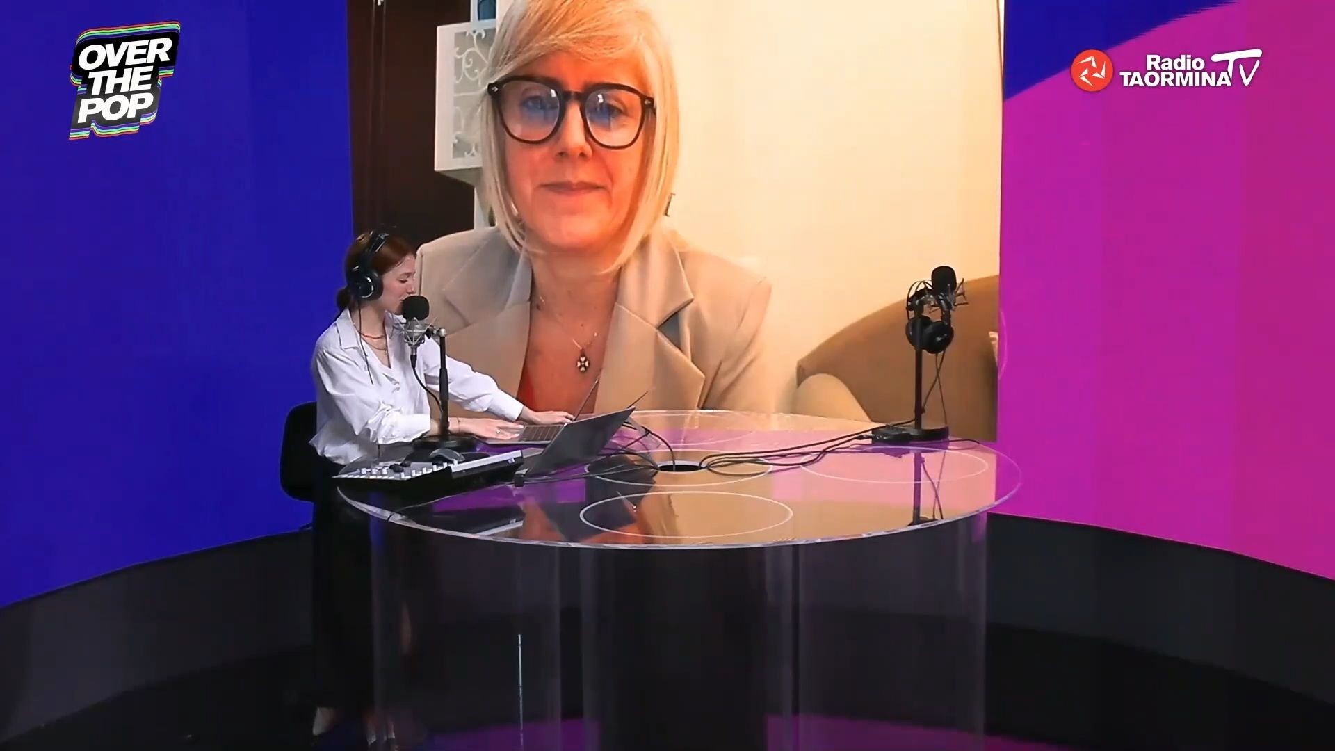 VIDEO Comunicazione digitale e giovani, Anna Bisogno a Radio Taormina: “Serve costruire pensiero critico”