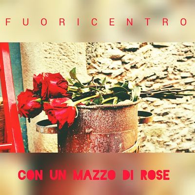 Con un mazzo di rose