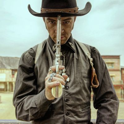 Don Medellín (feat. Rose Villain)