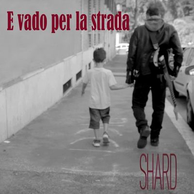 E vado per la strada