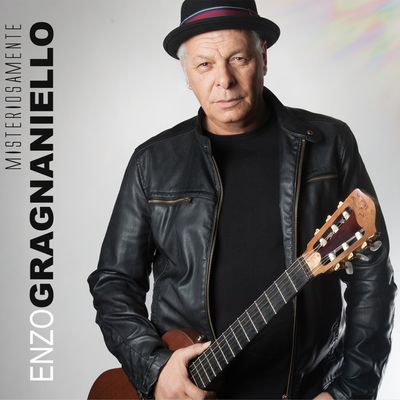 Misteriosamente (con Raiz)